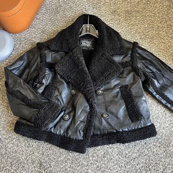 Levi’s Green Vegan Leather Sherpa Crop Moto Jacket Women Size M Double Breasted